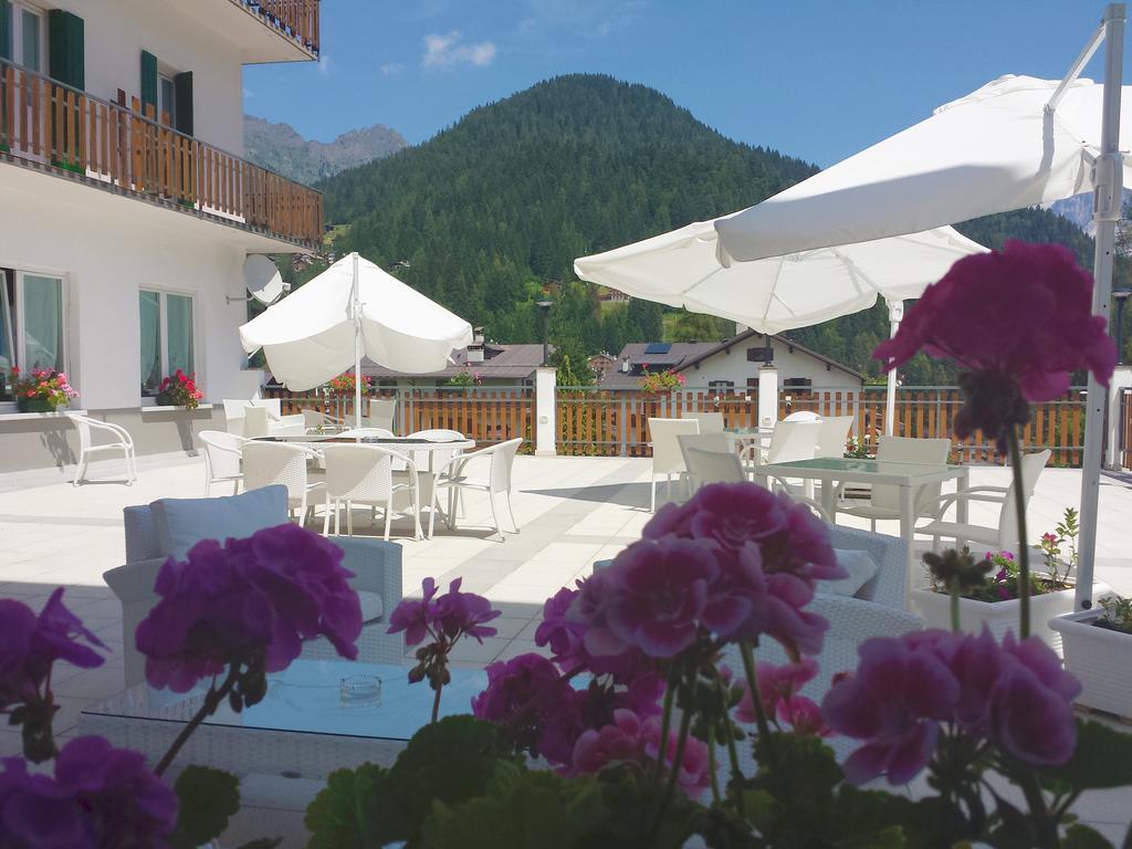 Hotel Pineta Falcade Exterior photo